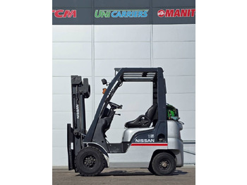 Leasing de Nissan L01A15  Nissan L01A15: foto 4