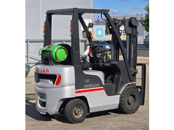 Leasing de Nissan L01A15  Nissan L01A15: foto 2