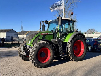 Tractor FENDT 724 Vario
