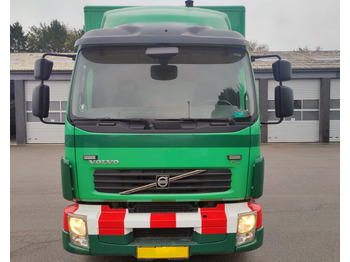 Vehículo municipal, Camión Volvo Industrial pressure washer: foto 2 Vehículo municipal, Camión Volvo Industrial pressure washer: foto 2