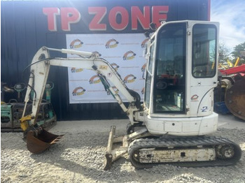 Miniexcavadora Komatsu PC26MR-3 cabine à 19500€ HT: foto 2