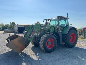 Tractor FENDT 724 Vario