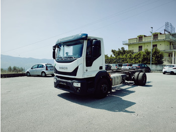 Camión chasis IVECO EuroCargo
