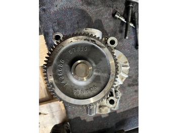 Bomba de aceite SCANIA