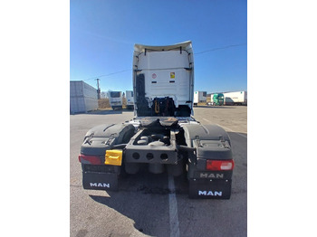 Cabeza tractora MAN D2676LF51: foto 5