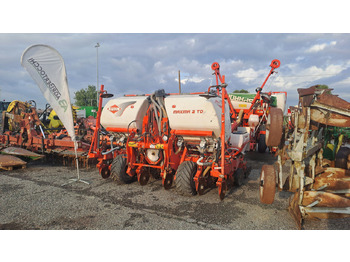 Sembradora SEMINATRICE DI PRECISIONE KUHN MAXIMA 2 TD: foto 2 Sembradora SEMINATRICE DI PRECISIONE KUHN MAXIMA 2 TD: foto 2