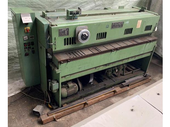 Máquina para metal