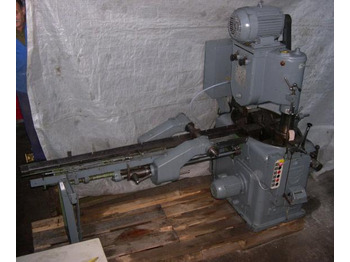 Máquina para metal