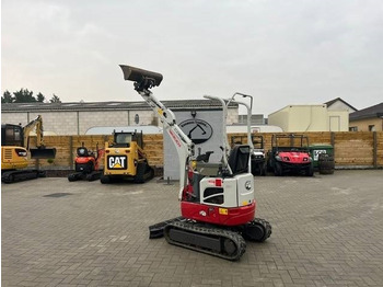 Miniexcavadora TAKEUCHI