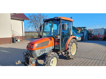 Tractor Kioti EX50 HST 50KM klimatyzacja przedni TUZ: foto 2 Tractor Kioti EX50 HST 50KM klimatyzacja przedni TUZ: foto 2
