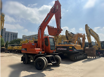 Excavadora de ruedas DOOSAN DH150W-7: foto 4
