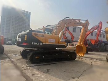 Excavadora de cadenas HYUNDAI