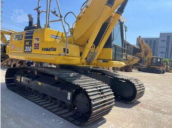 Excavadora de cadenas KOMATSU PC200-8: foto 5