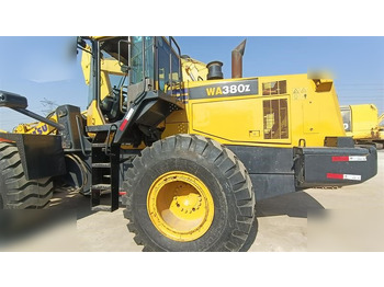Cargadora de ruedas KOMATSU WA380Z-6: foto 2