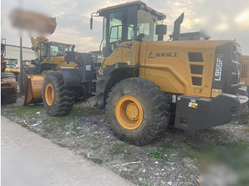 Cargadora de ruedas SDLG