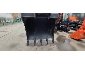 Excavadora de cadenas VOLVO EC480DL: foto 2