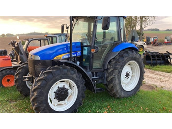 Tractor NEW HOLLAND TDD