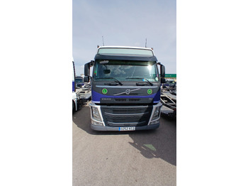 Camión portavehículos VOLVO FM