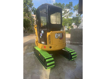 Miniexcavadora CATERPILLAR 303E