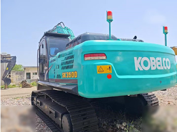 Excavadora de cadenas KOBELCO SK350D: foto 2
