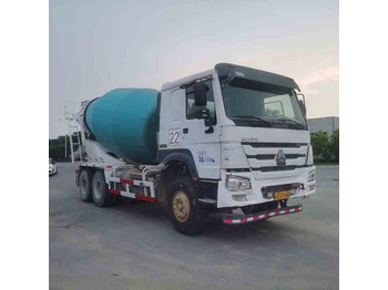 Camión hormigonera HOWO 15 Cubic Metre Used Concrete Mixer Truck   for Sale [ Copy ]: foto 2