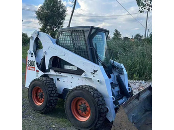 Minicargadora BOBCAT S300