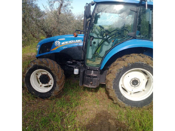 Tractor New Holland T 4.55: foto 2 Tractor New Holland T 4.55: foto 2