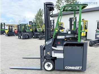 Carretilla de 4 vías Combilift Combilift CBE2500 / TRIPLEX / 5500MM / FREE LIFT / ELECTRIC DRIVE / ONLY 2300 MTH / FORK POSITIONER / SIDE SHIFT / NEW TYRES / L: foto 3 Carretilla de 4 vías Combilift Combilift CBE2500 / TRIPLEX / 5500MM / FREE LIFT / ELECTRIC DRIVE / ONLY 2300 MTH / FORK POSITIONER / SIDE SHIFT / NEW TYRES / L: foto 3