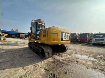 Excavadora de cadenas CATERPILLAR: foto 5