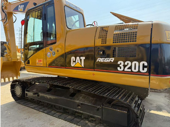 Excavadora CATERPILLAR 320CL