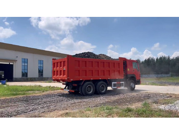 Camión volquete SINOTRUK HOWO