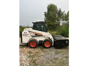 Minicargadora BOBCAT S16