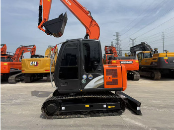 Excavadora de cadenas HITACHI ZX70