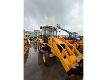 Leasing de JCB 3CX JCB 3CX: foto 2 Leasing de JCB 3CX JCB 3CX: foto 2