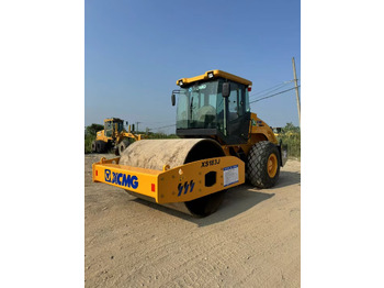 Apisonadora de asfalto XCMG XS183J