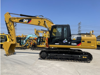 Excavadora de cadenas CATERPILLAR 320D2