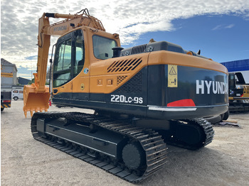 Excavadora HYUNDAI