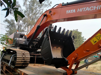 Excavadora de cadenas HITACHI ZX220