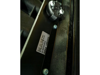 Radiador para Camión CHŁODNICE MAN TGS NEW MODEL 81.06100-6917: foto 3 Radiador para Camión CHŁODNICE MAN TGS NEW MODEL 81.06100-6917: foto 3