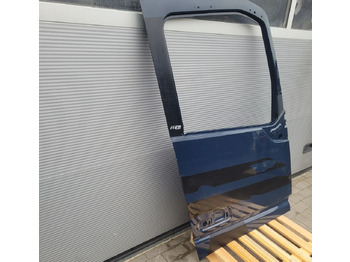 Puerta y piezas para Camión DRZWI VOLVO FH4 FH5 ORYGINAŁ RH. CHWALIM116: foto 2 Puerta y piezas para Camión DRZWI VOLVO FH4 FH5 ORYGINAŁ RH. CHWALIM116: foto 2