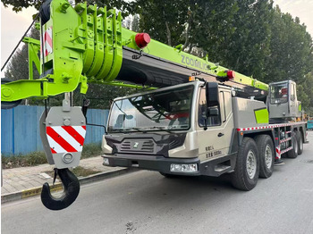 Grúa ZOOMLION ZTC800V