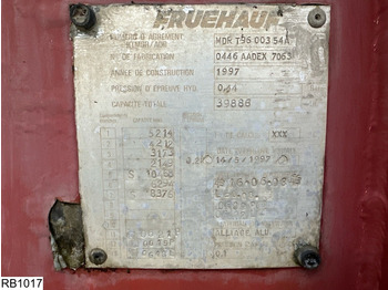 Semirremolque cisterna Fruehauf Fuel 39886 Liter, 7 Compartments: foto 4 Semirremolque cisterna Fruehauf Fuel 39886 Liter, 7 Compartments: foto 4