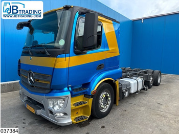 Camión chasis MERCEDES-BENZ Actros 2443