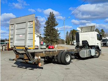 Camión chasis Volvo FM 11: foto 3