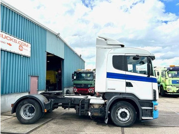 Foto del interior 1: Leasing de Scania R124-400 L 4x2 SLEEPERCAB ADR/VLG (2 FUEL LINES!!) (EURO 2 / 12 GEARS MANUAL GEARBOX / RETARDER / BLOWER / P.T.O. / AIRCONDITION Scania R124-400 L 4x2 SLEEPERCAB ADR/VLG (2 FUEL LINES!!) (EURO 2 / 12 GEARS MANUAL GEARBOX / RETARDER / BLOWER / P.T.O. / AIRCONDITION