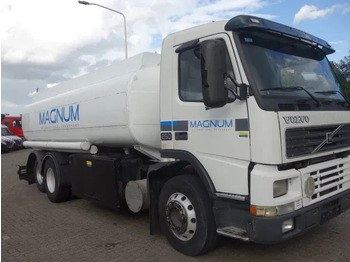 Camión cisterna VOLVO FM