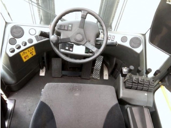 Leasing de Kalmar ECD80-6 Kalmar ECD80-6: foto 4 Leasing de Kalmar ECD80-6 Kalmar ECD80-6: foto 4