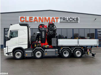 Foto del interior 1: Leasing de Volvo FH 540 8x2 Fassi 145 Tonmeter laadkraan + Fly-JIb Just 7.187 Km! Demo voertuig! Volvo FH 540 8x2 Fassi 145 Tonmeter laadkraan + Fly-JIb Just 7.187 Km! Demo voertuig!