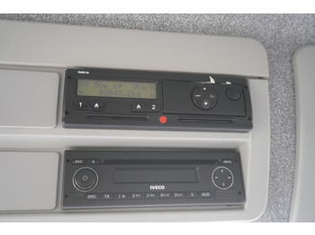 Grua de remolque autos IVECO Eurocargo 150 E25 / 90 tho. km !!! / Tow truck: foto 3