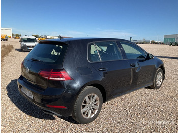 Coche 2020 Volkswagen Golf 7 Automobile: foto 4